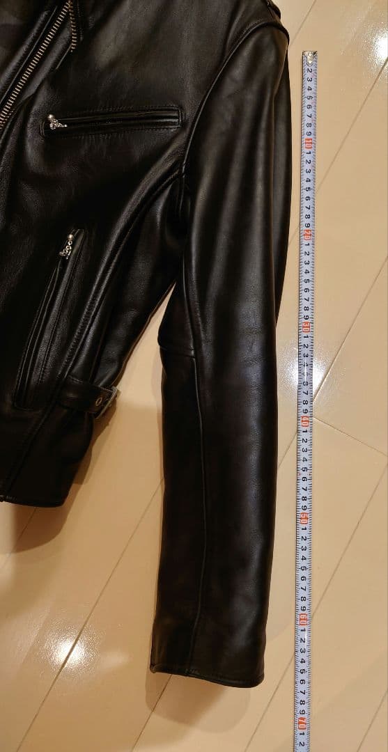 美品　黒　牛革　レザーシングルライダースジャケット