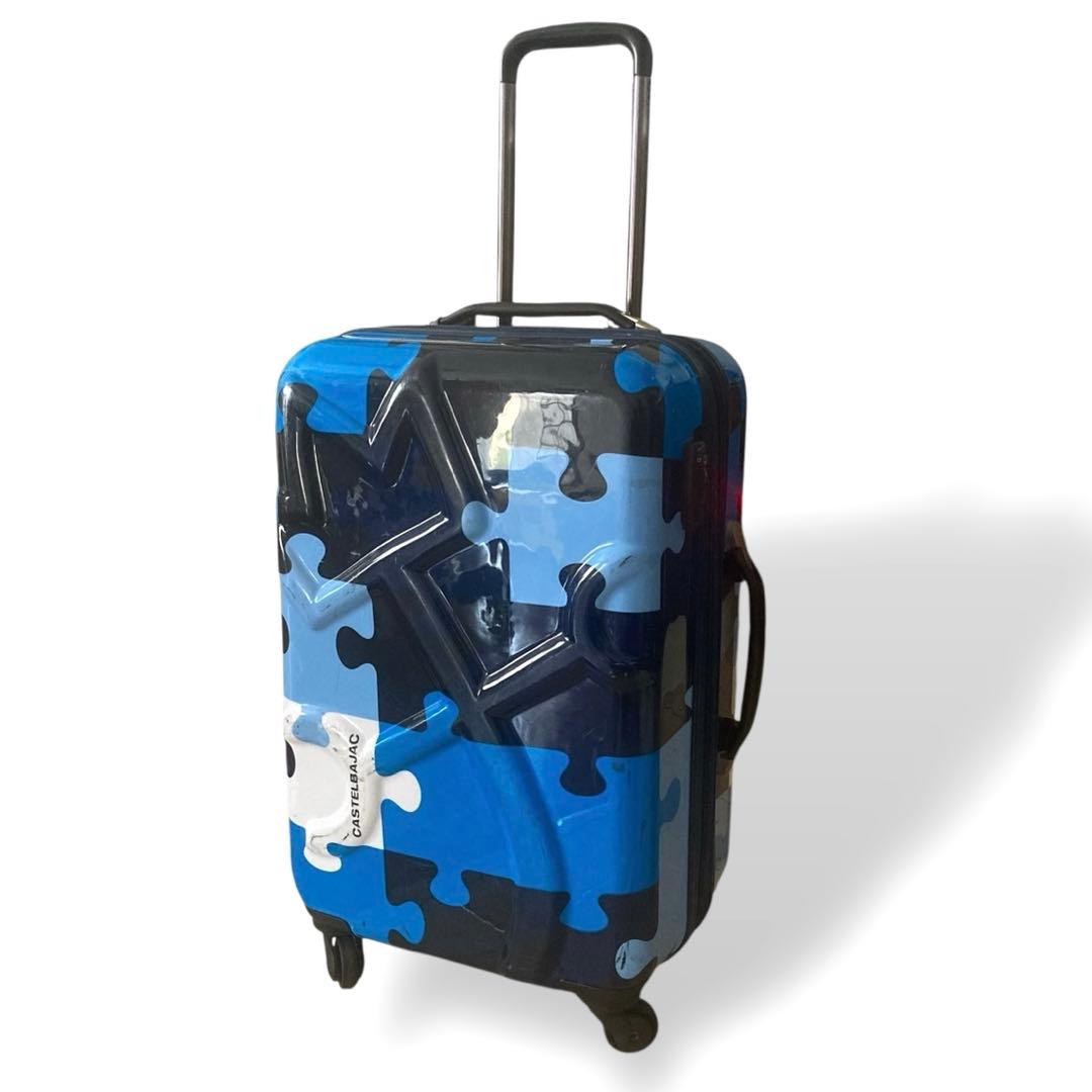 J様　カステルバジャック✨キャリーケース　スーツケース　ブルー　総柄　鍵付き