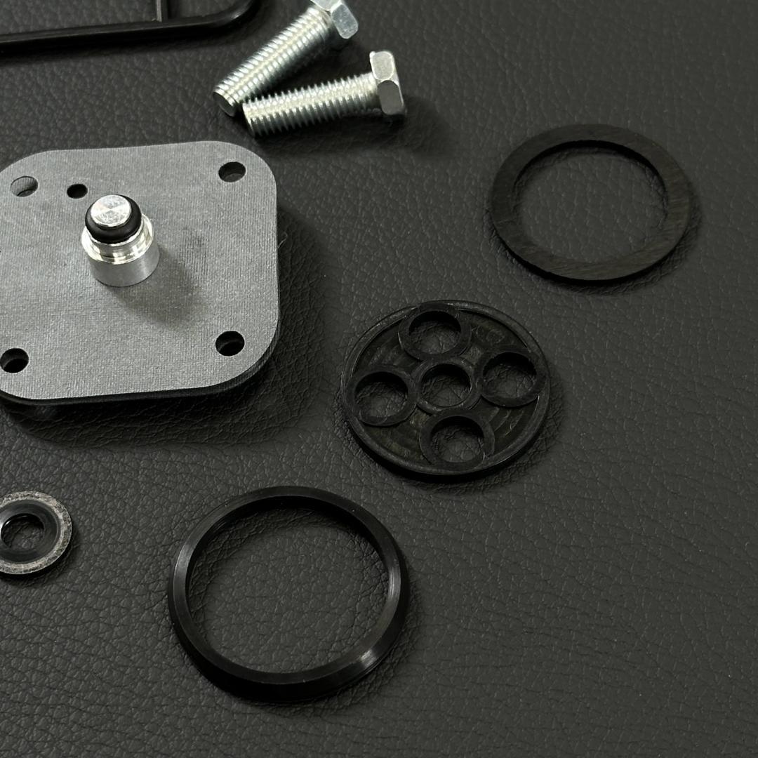 新品 GT380 中期 後期 GT550 GT750 ガソリン 燃料 m2068