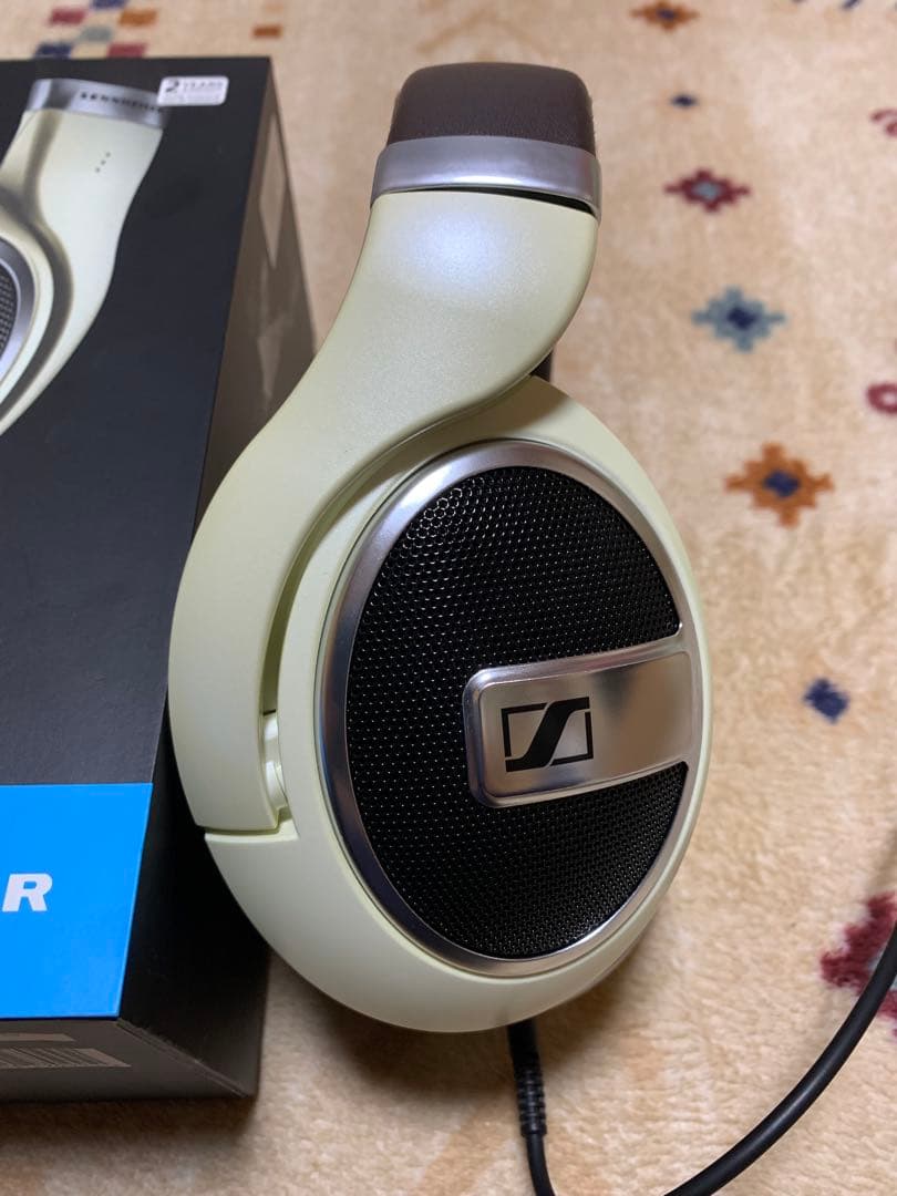 ヘッドホン SENNHEISER HD 599