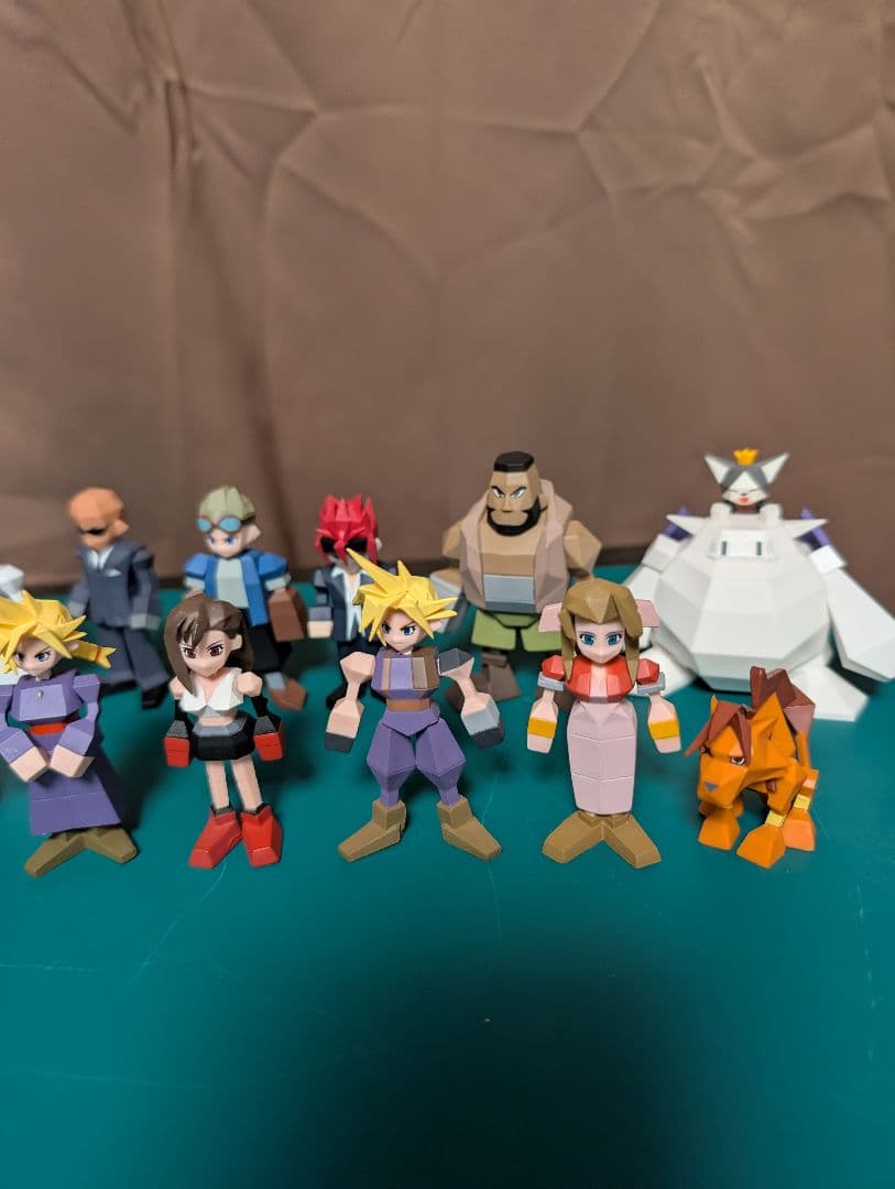 FF7ポリゴンフィギュア16体セット　ザックス前髪欠品