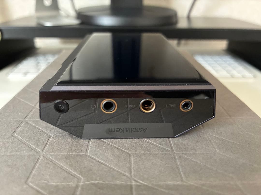 Astell&kern KANN MAX カバー付き