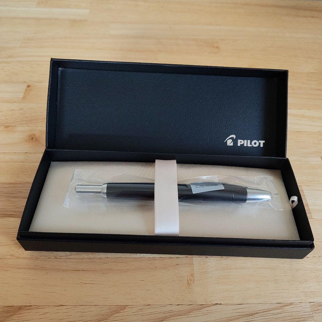PILOT キャップレス 万年筆 F 細字