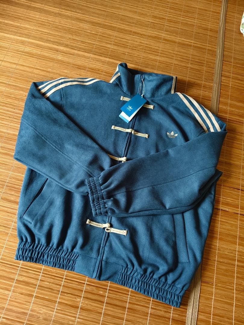 新品 アディダス 中国限定 蛇年トラックジャケット 青 サイズ 2XL
