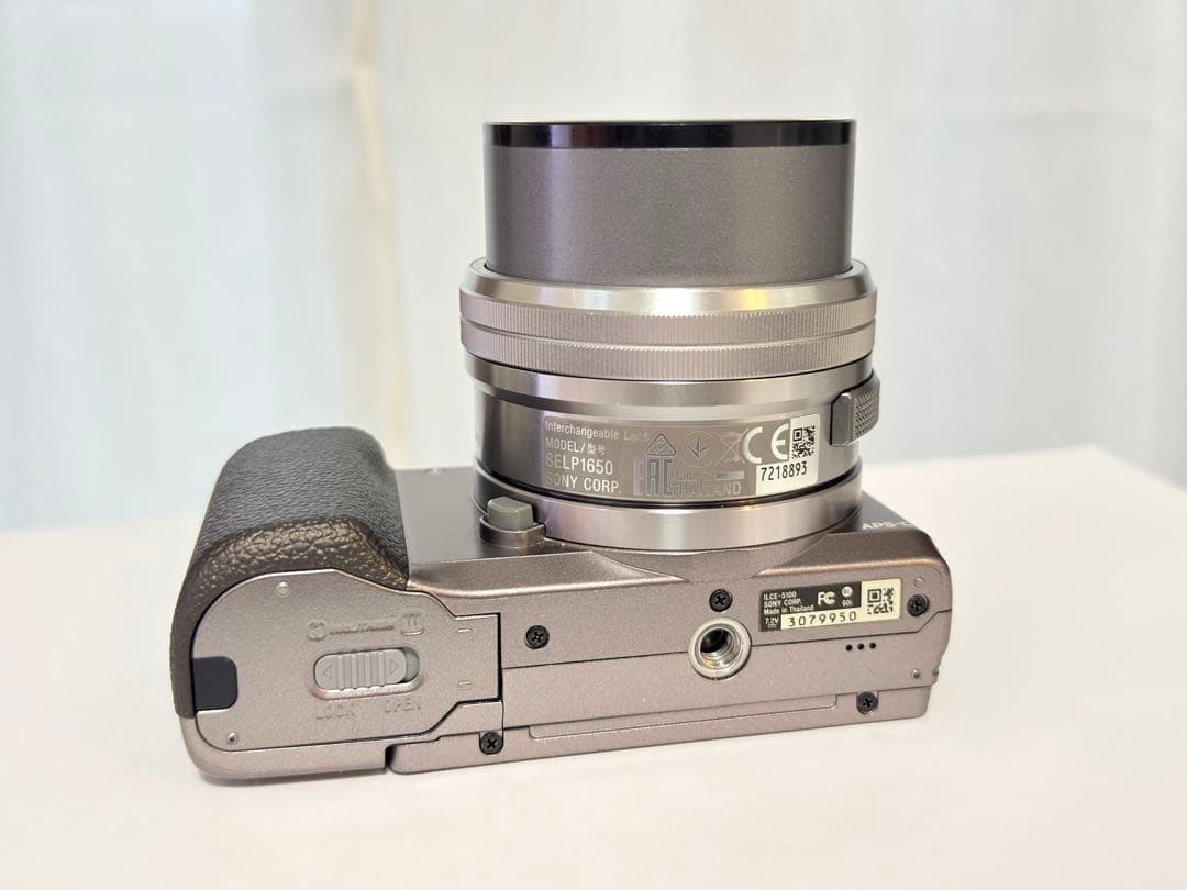 SONY α5100 ミラーレス一眼