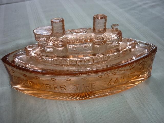 極希少（ピンク色）美品 大正時代◆アメリカ海軍 戦艦 メイン号 ガラス 小物入れ
