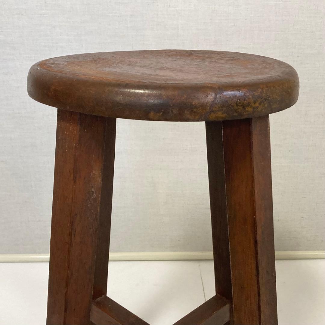 古い丸椅子 スツール チェア 椅子 木製 飾り台 置物台 花台 古道具 レトロ