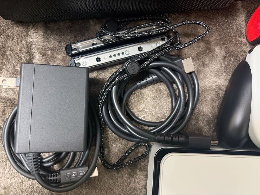 Nintendo Switch 収納ケースと付属品セット