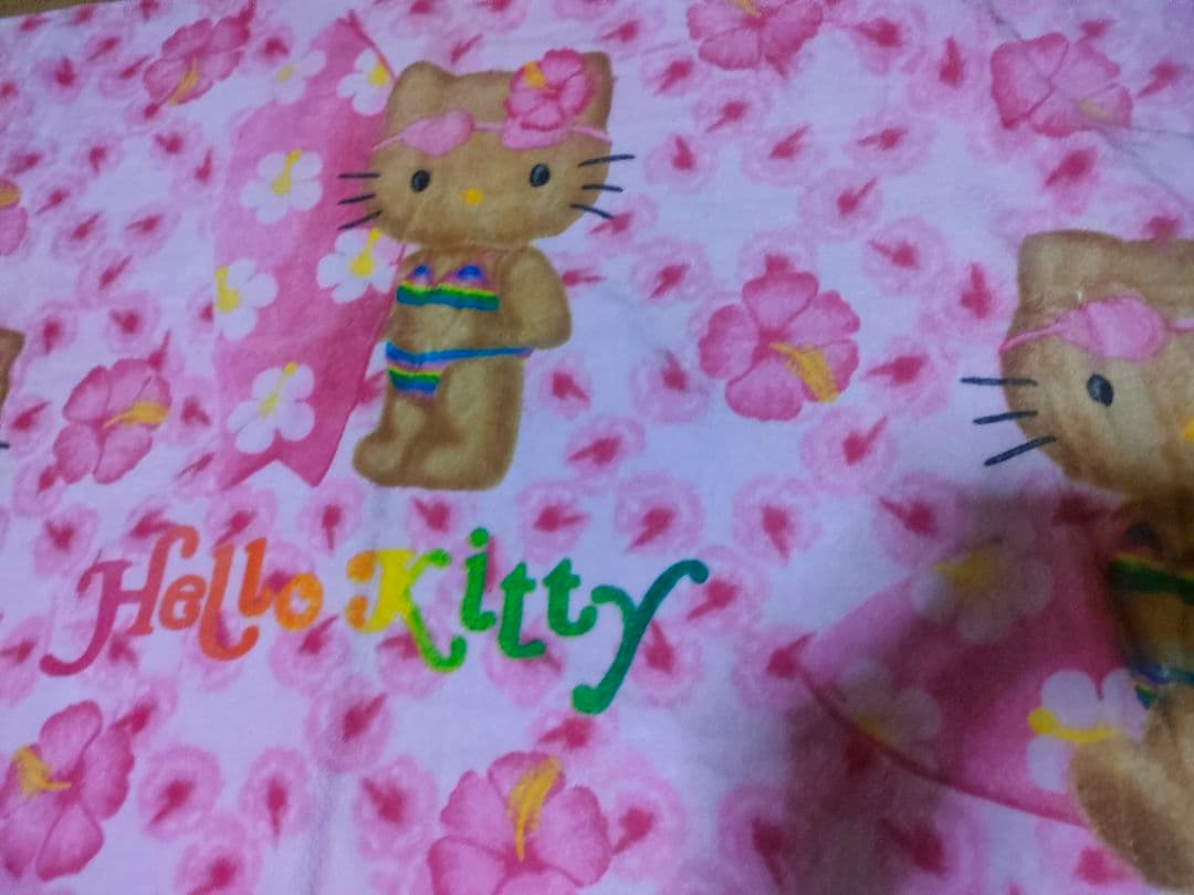 希少レア　ハローキティ　日焼け　ガングロ　ハイビスカス　タオル
