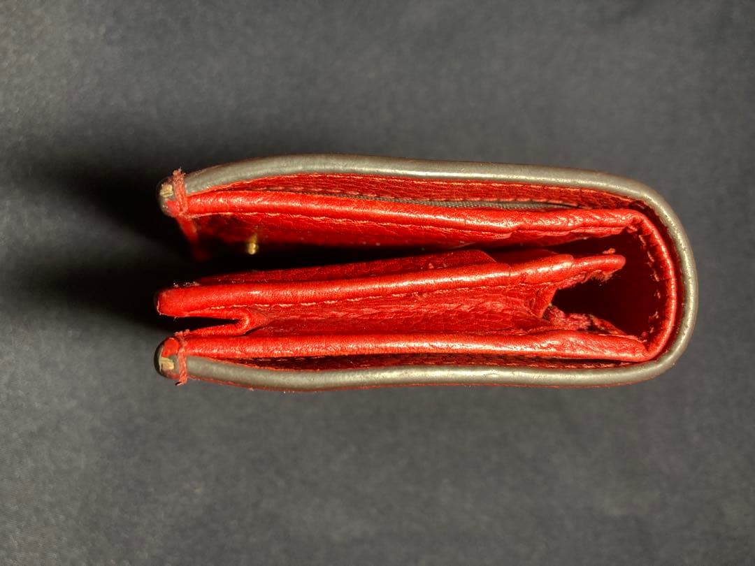 GUCCI アニマリエ　タイガー　赤　レアカラー 二つ折り財布　箱付き