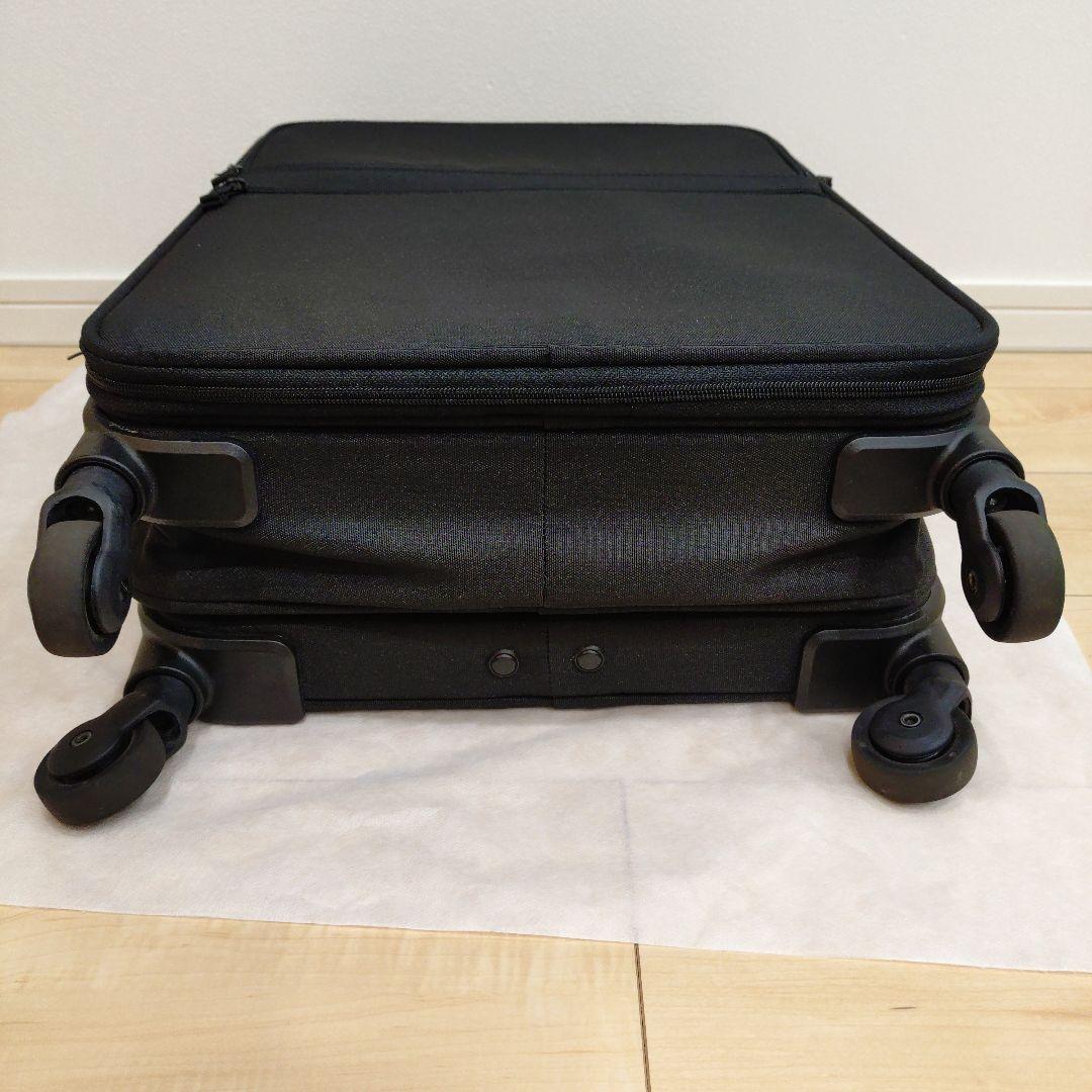 【廃盤・美品】無印良品 半分の厚みで収納できるソフトキャリーケース (S)