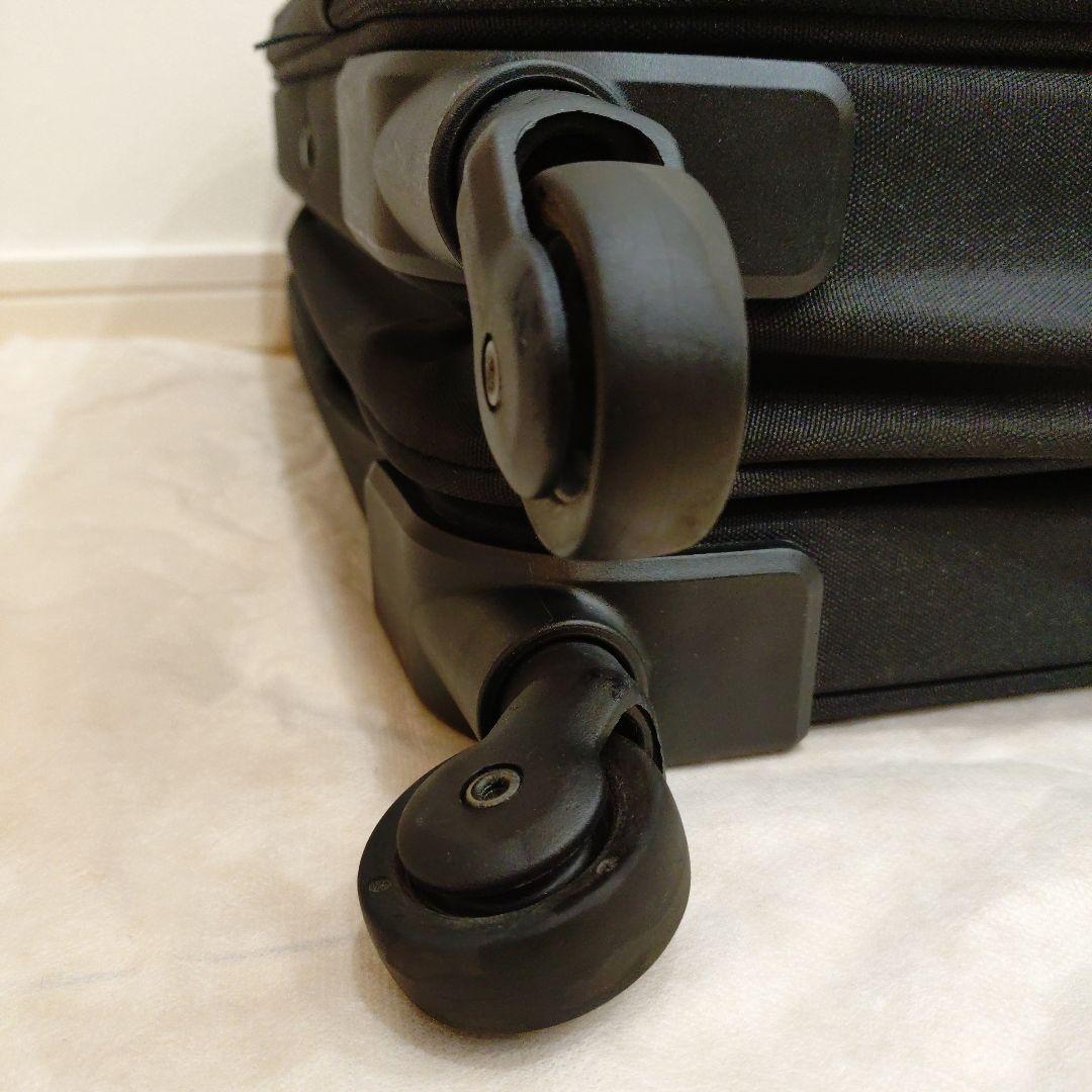 【廃盤・美品】無印良品 半分の厚みで収納できるソフトキャリーケース (S)