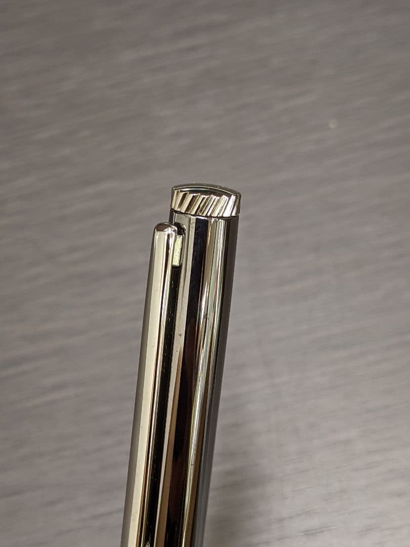 dunhill ダンヒル シルバー ボールペン　替芯付き