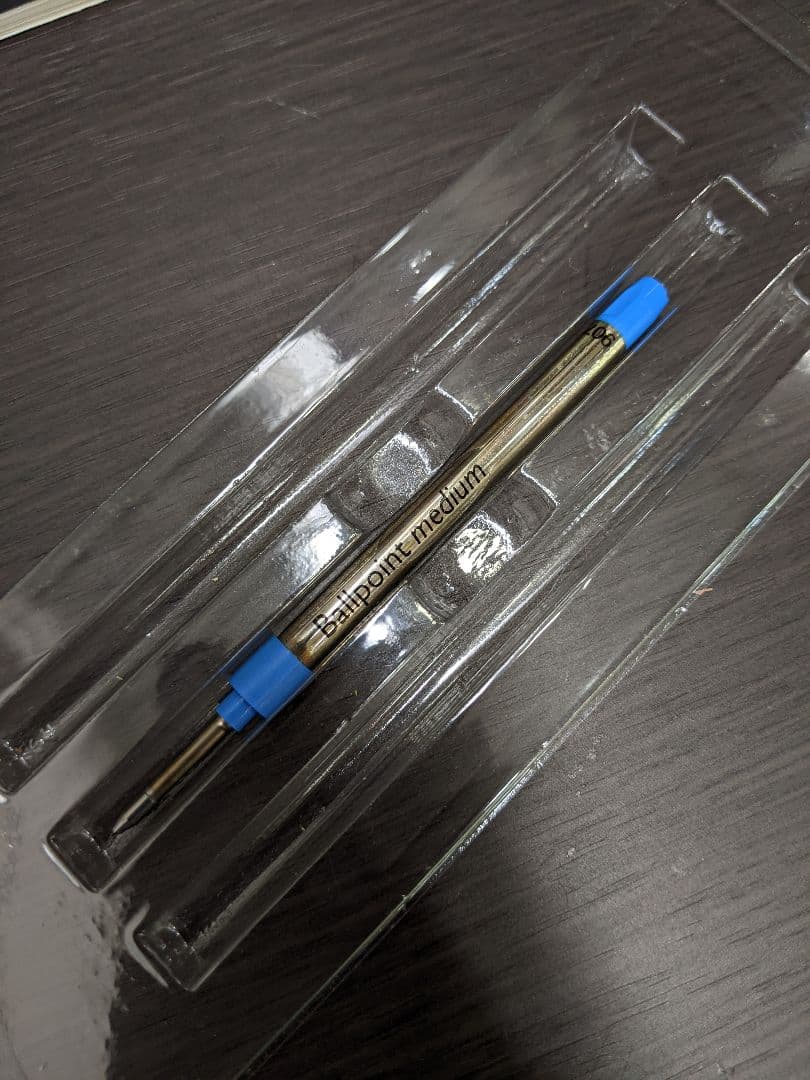 dunhill ダンヒル シルバー ボールペン　替芯付き