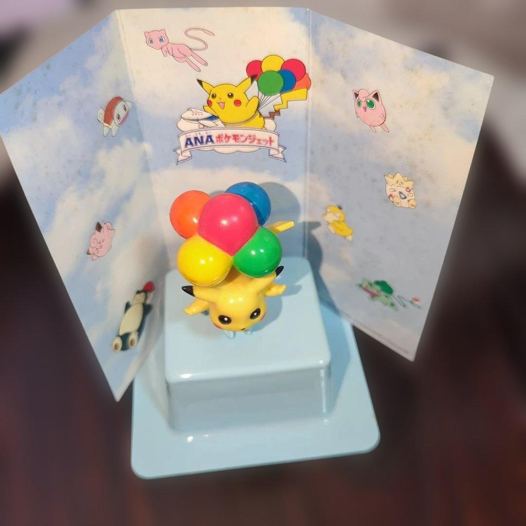 ANA ピカチュウ 風船付きフィギュア