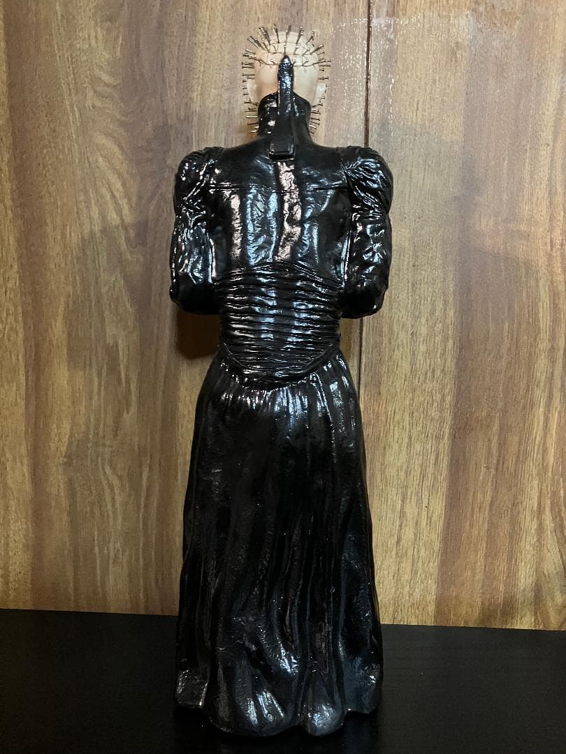 ヘルレイザー　ピンヘッド　スタチュー　高さ39cmくらい