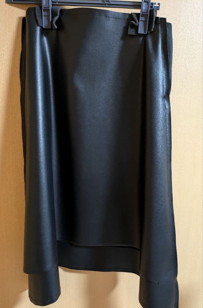 MM6 Maison Margiela マルジェラフェイクレザースカート36黒