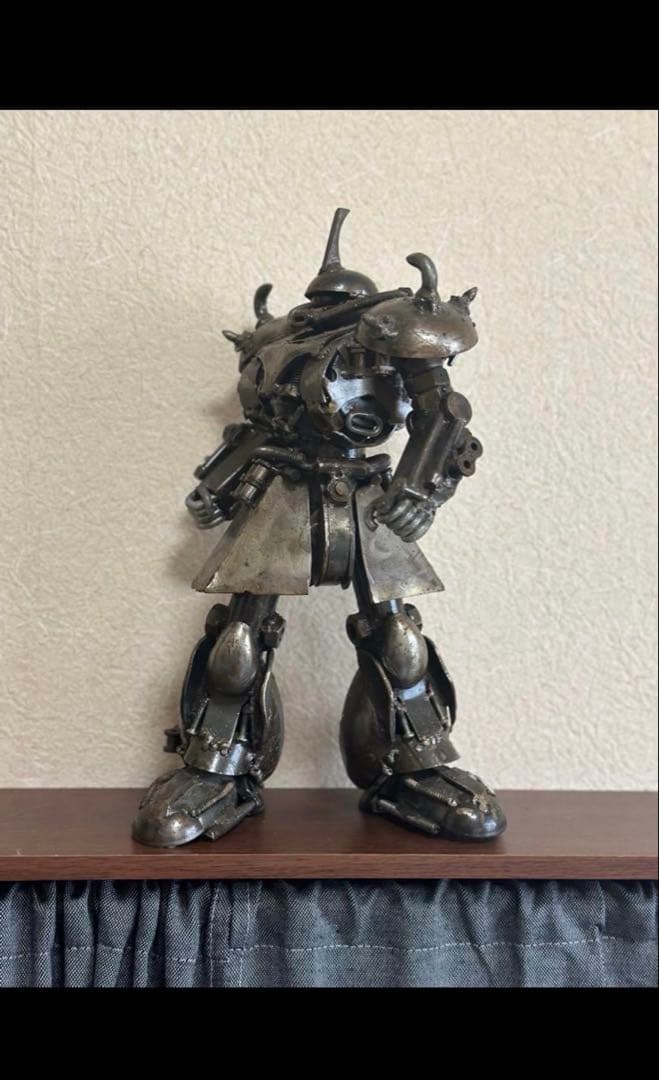 金属製 ロボット 置物 インテリア アートガンダムシャア専用ザク ハンドメイド