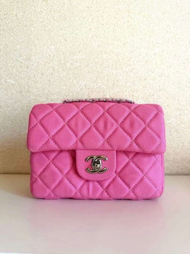 ✨限定VIPノベルティ✨CCロゴ　ショルダーバッグ　ピンクカラー