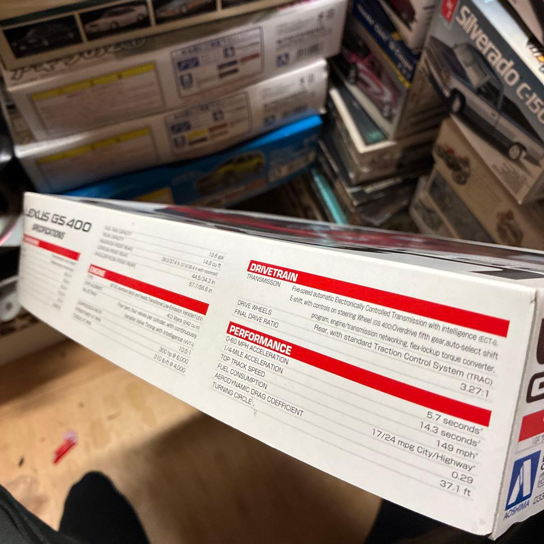 青島LEXUS GS 400 プラモデル