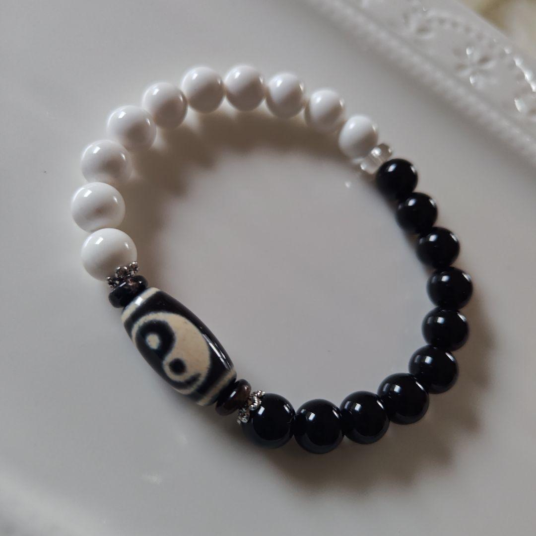 新作♡陰陽太極天珠、黒北投石、天然ホワイトオニキス