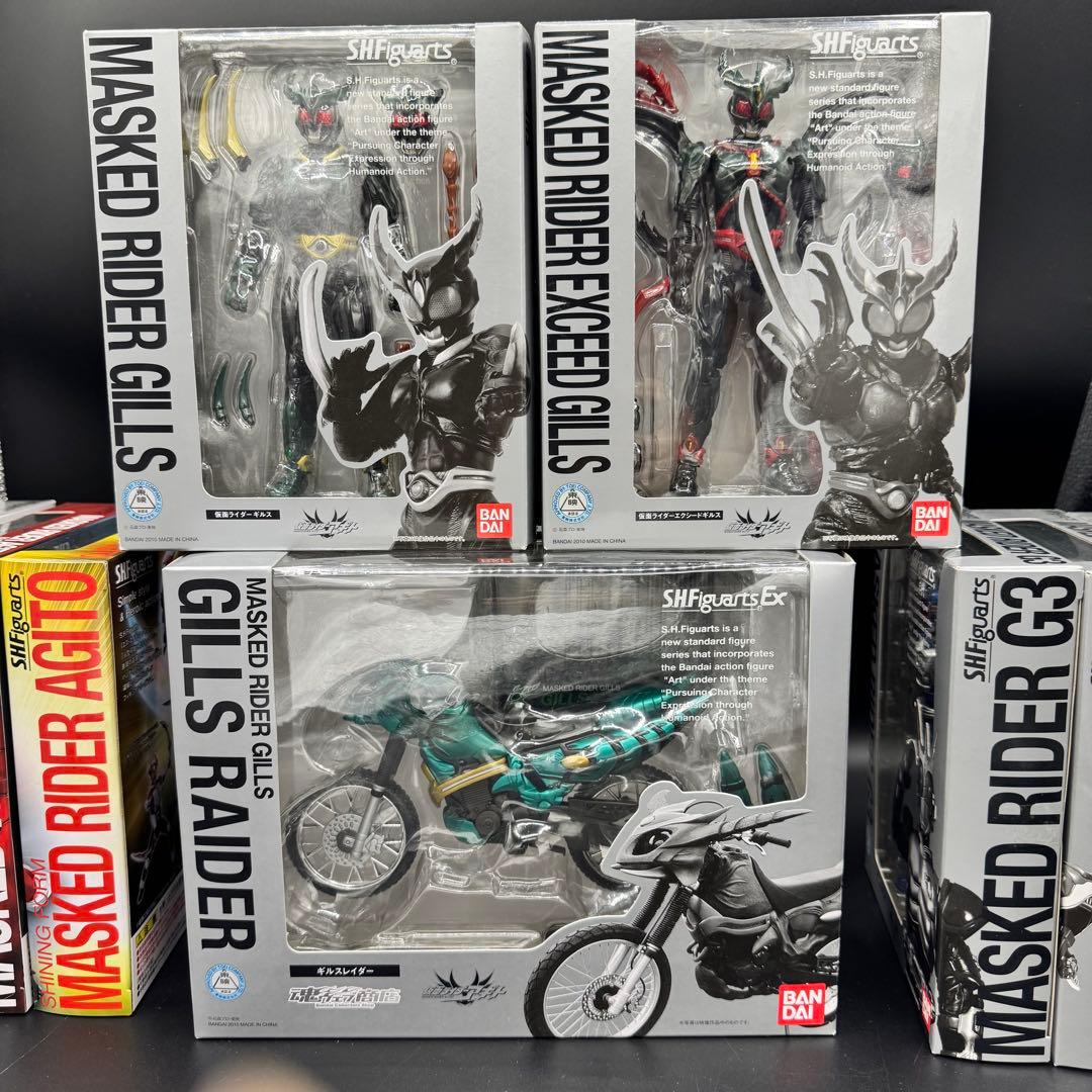 【新品・未開封】フィギュアーツ　仮面ライダーアギト　９点セット【送料込み】