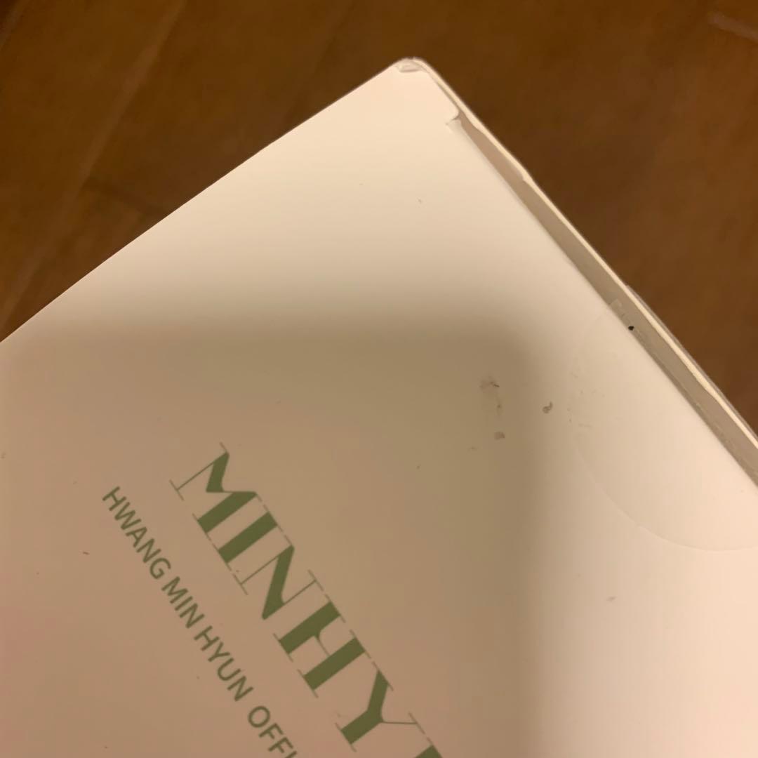 ファンミニョン.公式ペンライト.ミニョン.ペンラ.グッズ.nuest.