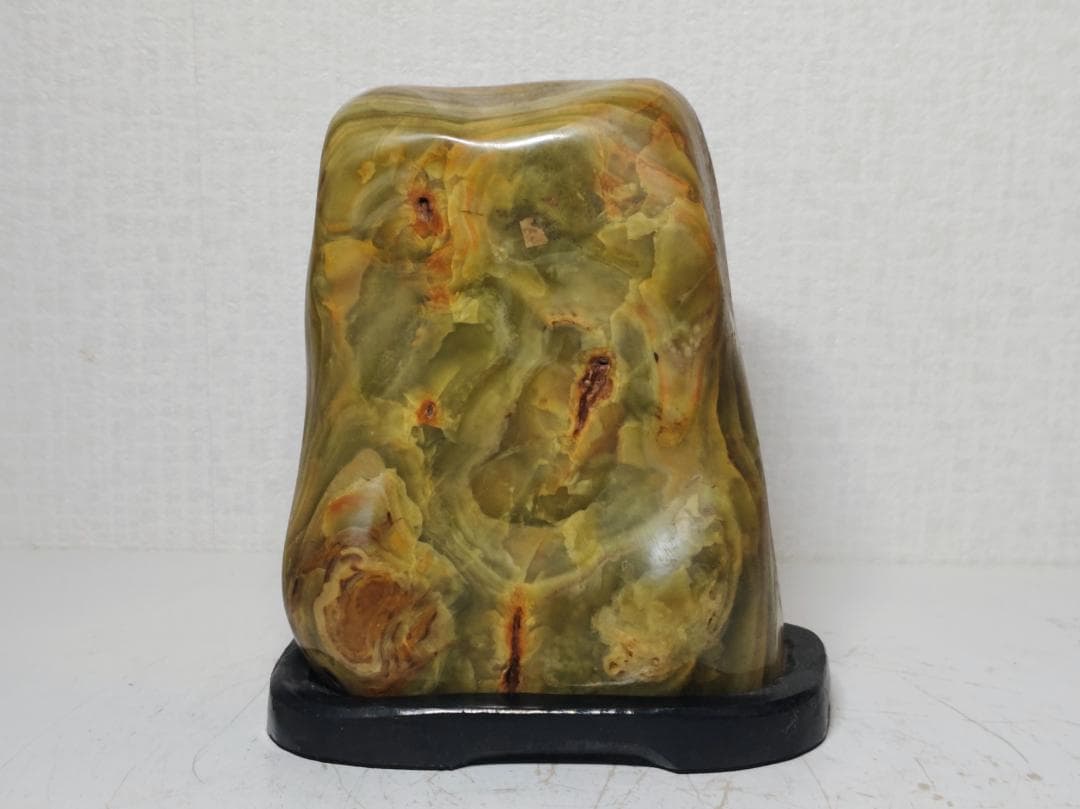 オニキス 1.6kg 瑪瑙 アゲート 原石 鑑賞石 自然石 誕生石 鉱物 鉱石