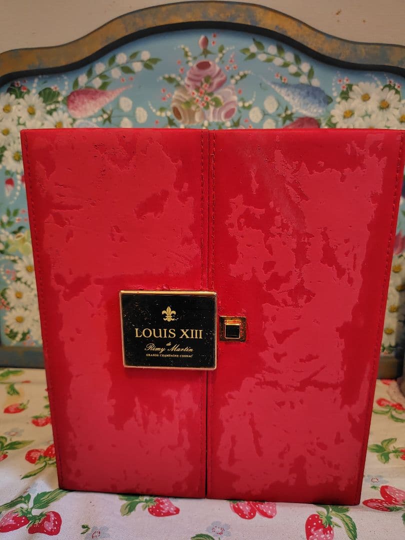 【空瓶】レミーマルタン　最高級品　ルイ１３世　鏡張り　専用箱付き