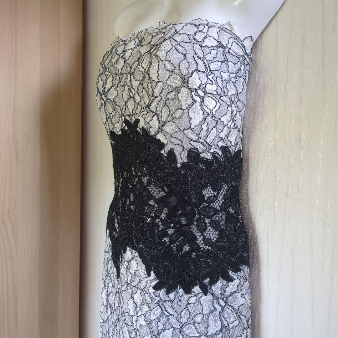 Tadashi Shoji 白と黒のレース、チューブトップマキシドレス