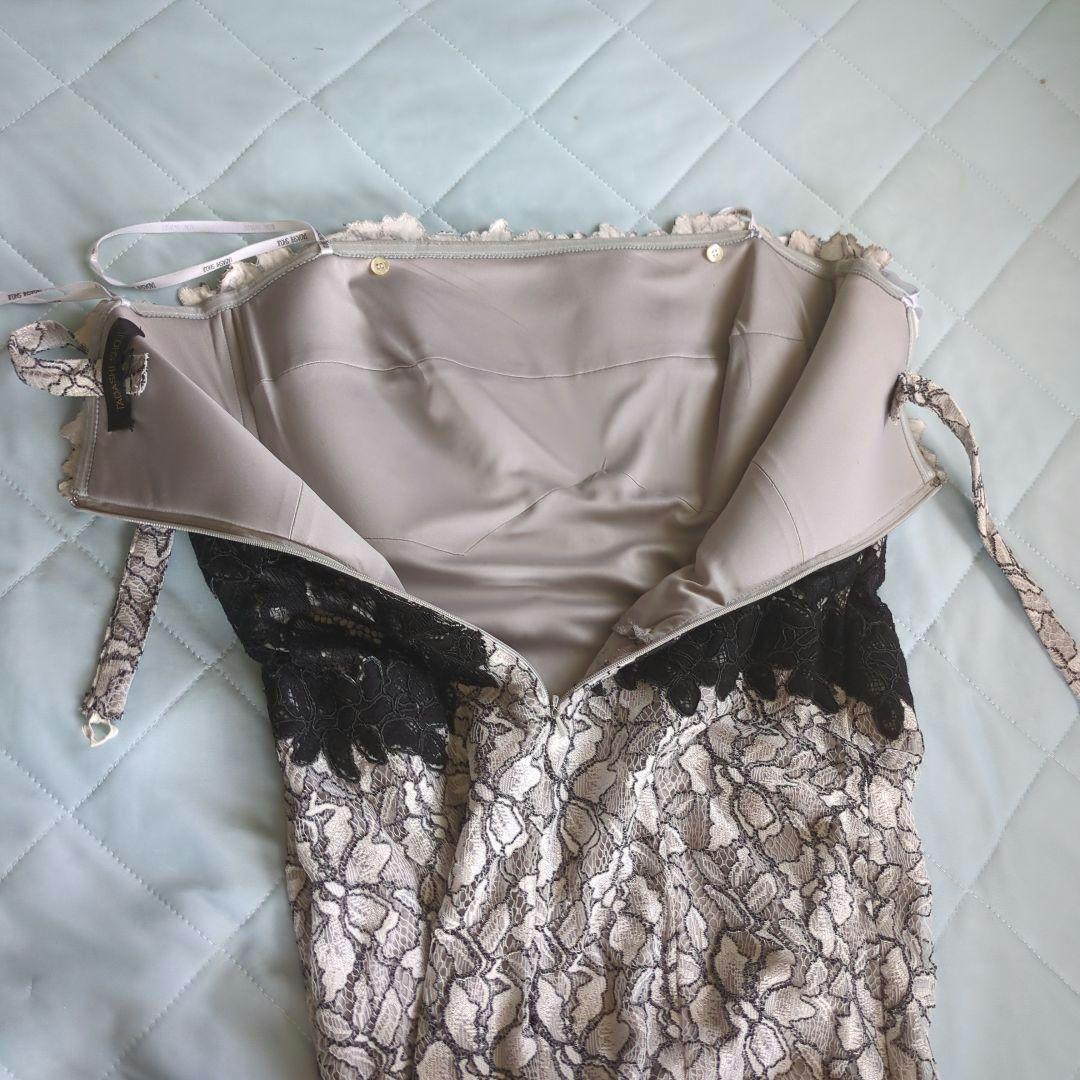 Tadashi Shoji 白と黒のレース、チューブトップマキシドレス