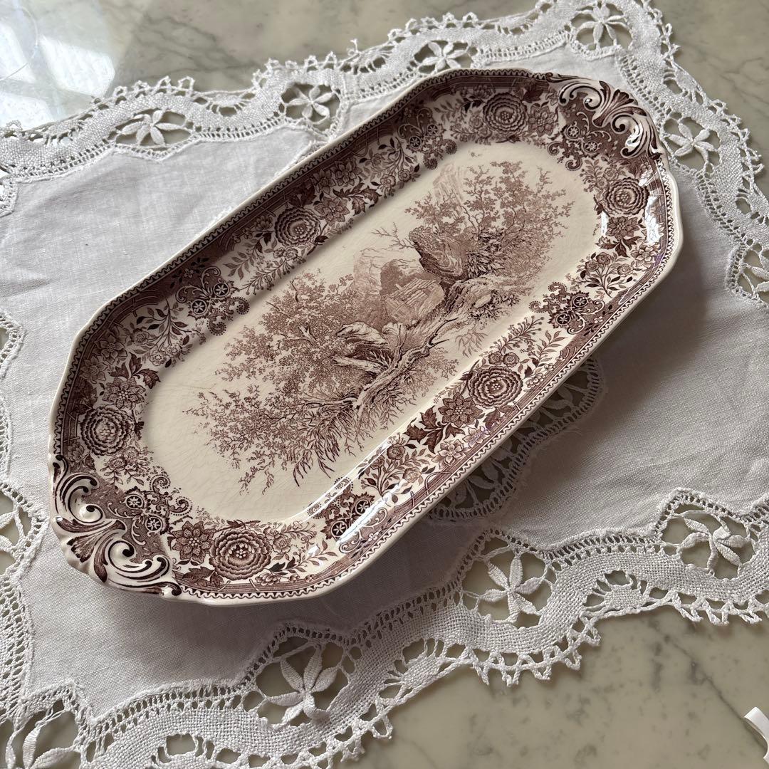 ドイツ　アンティーク　ヴィンテージ　ビレロイ&ボッホ　ケーキプレート　ブラウン