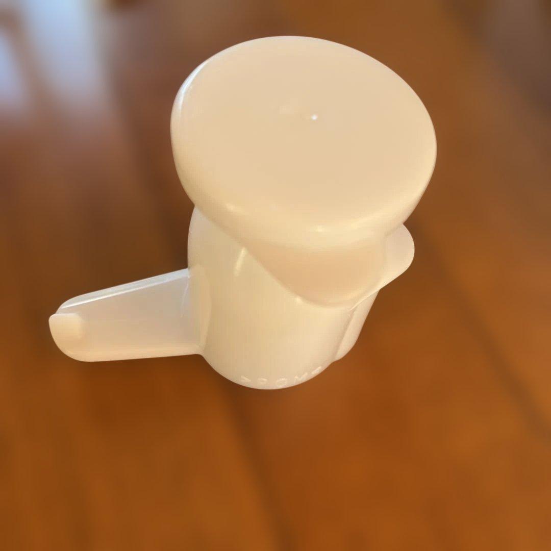 【未使用】Panasonic フードプロセッサー MK-K61-W ホワイト