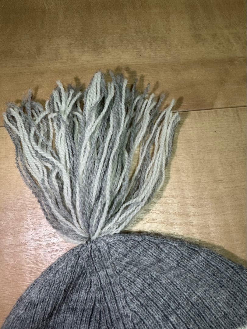 【新品未使用】即完売1番人気の色　ヴィヴィアン　フラップ付ワッチ　ニット帽