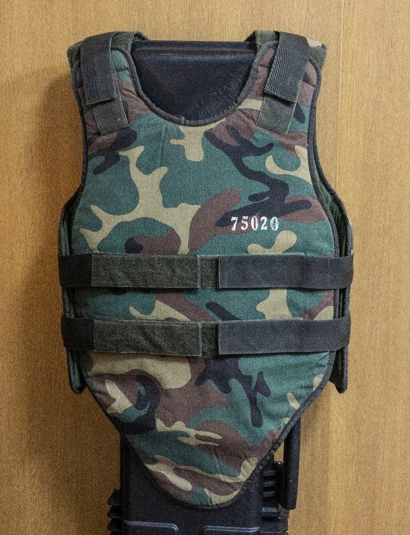 【実物】中国人民解放軍 04式 防弾チョッキ 砲兵用 フルセット 2006年製