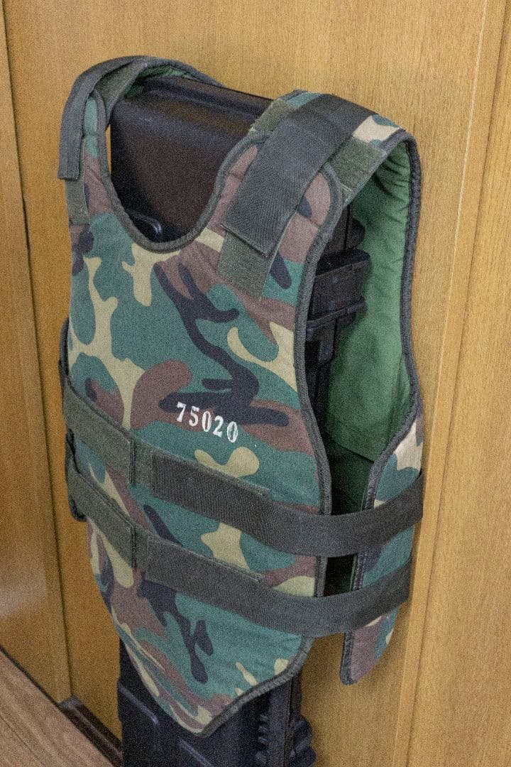 【実物】中国人民解放軍 04式 防弾チョッキ 砲兵用 フルセット 2006年製