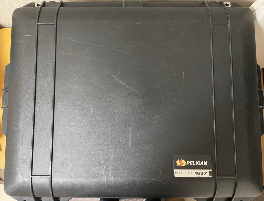 PELICAN AIR 1637 ペリカン