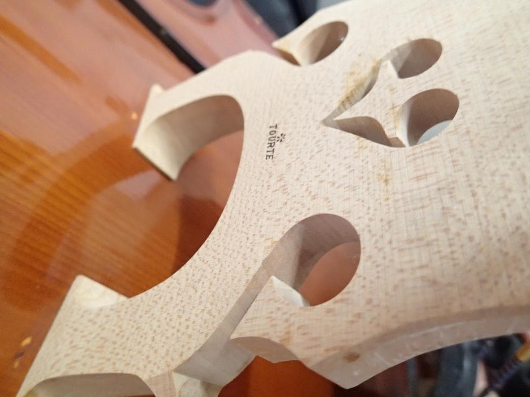 nt250411-003Z コントラバス 3/4 ケース付き REGH