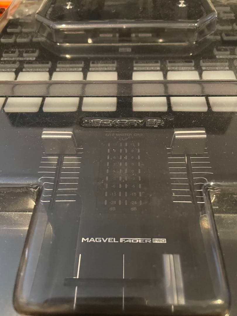 Q*a様 Pioneer DJ(パイオニア) / DJM-S11