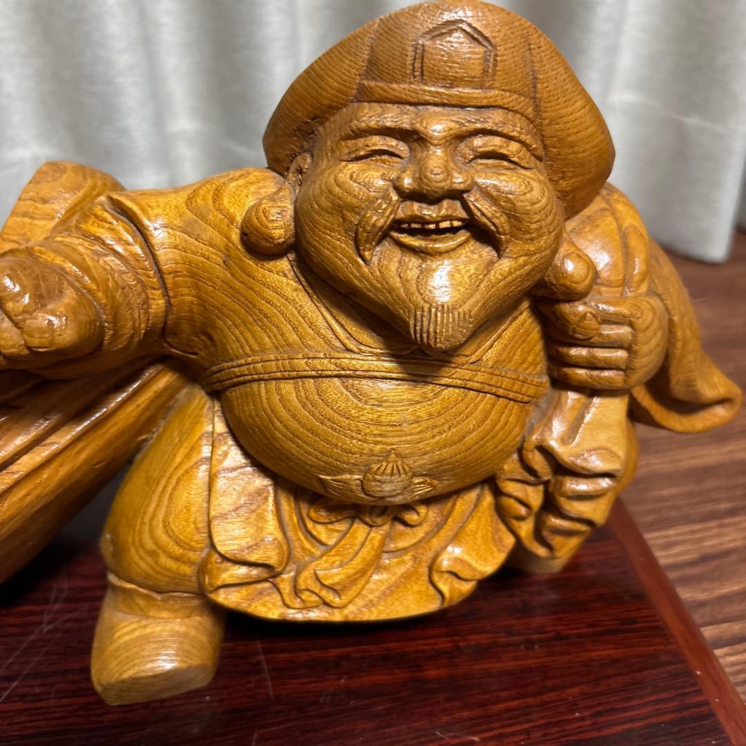 縁起物　七福神　木彫り　置物　台付き