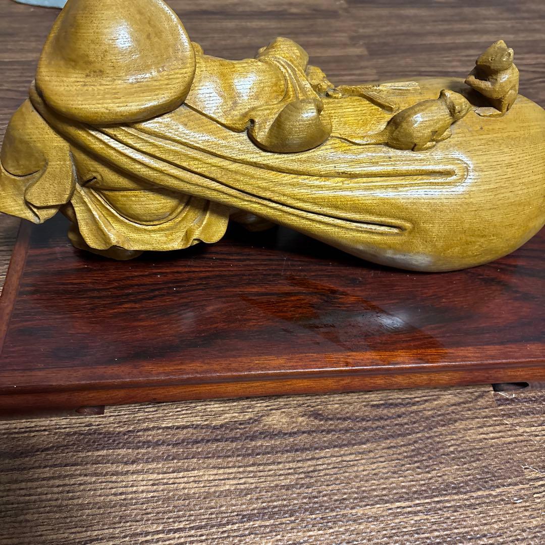 縁起物　七福神　木彫り　置物　台付き