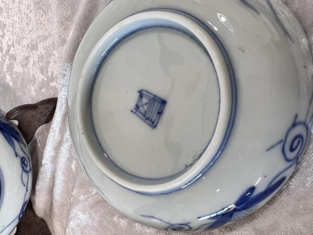 金彩色絵花草紋輪花小皿　伊万里焼　明治　４枚組