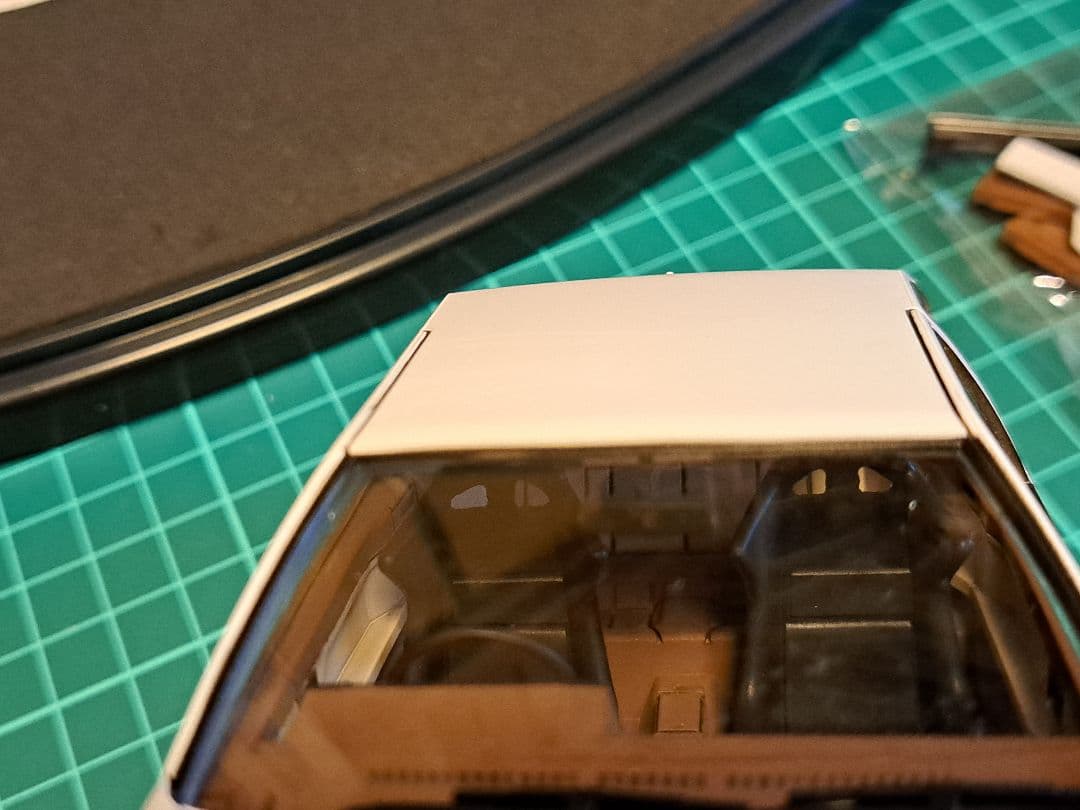 頭文字D　1/24 プラモデル　85レビン　完成品　ジオラマ付き