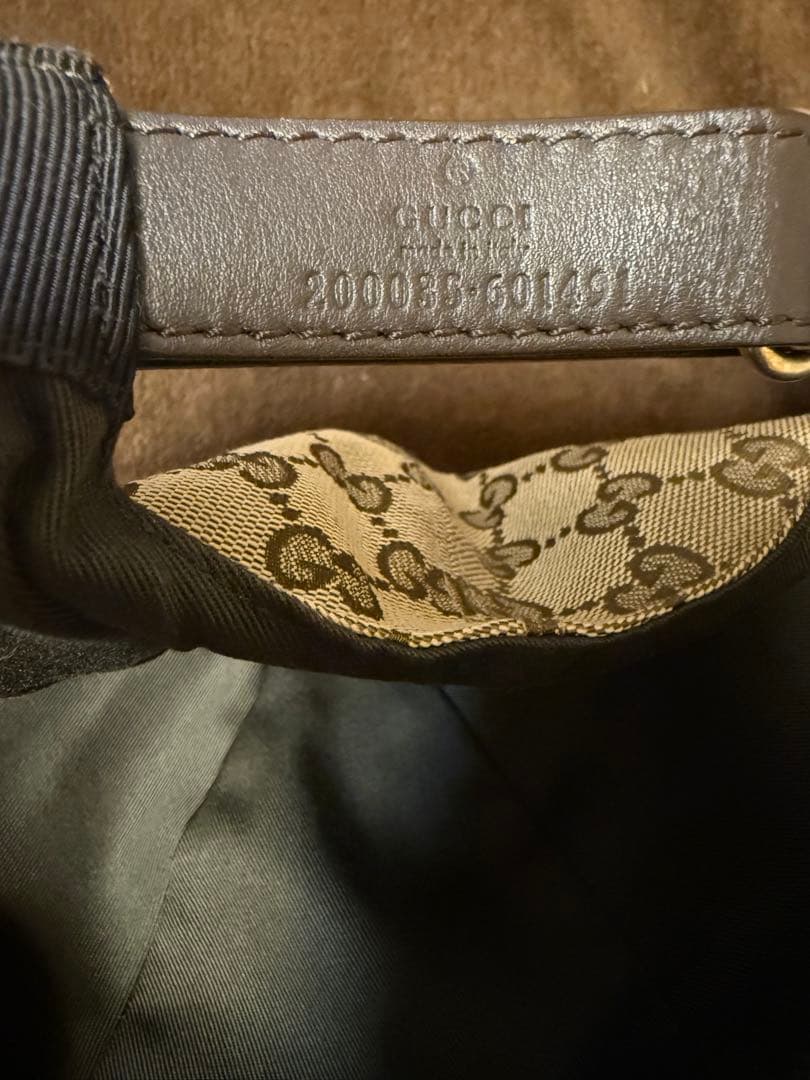 GUCCI GGキャンバス　ベースボールキャップ　ベージュ