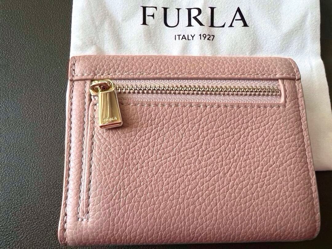 【新品・未使用】FURLA ピンクベージュxブラウン 三つ折り財布保管袋付