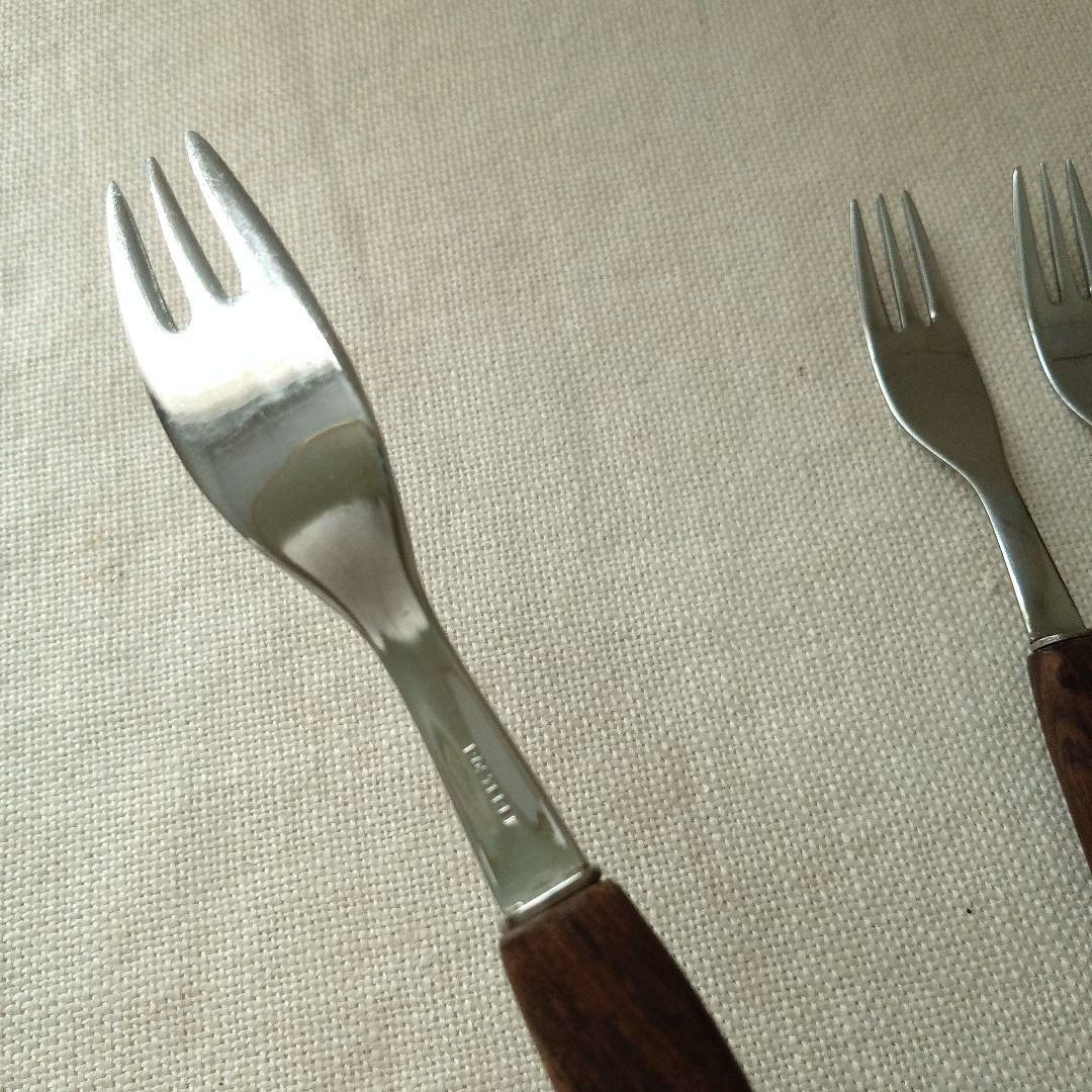 ドイツ・ゾーリンゲン／チークハンドルのフォーク＆ナイフ 8本セット／ヴィンテージ