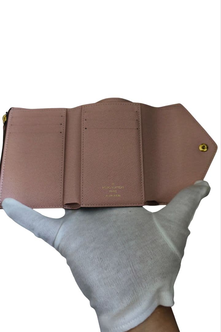 LOUISVUITTON ポルトフォイユヴィクトリーヌ 三つ折り財布M62360