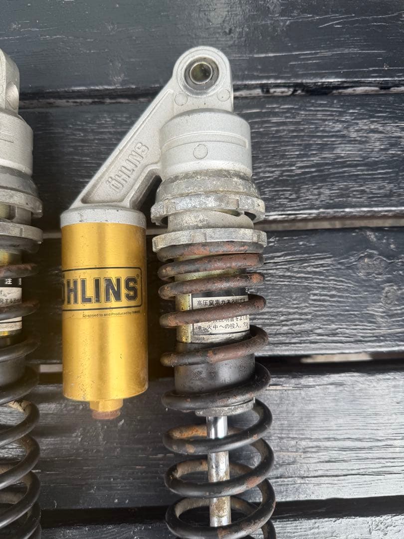ÖHLINS サスペンション