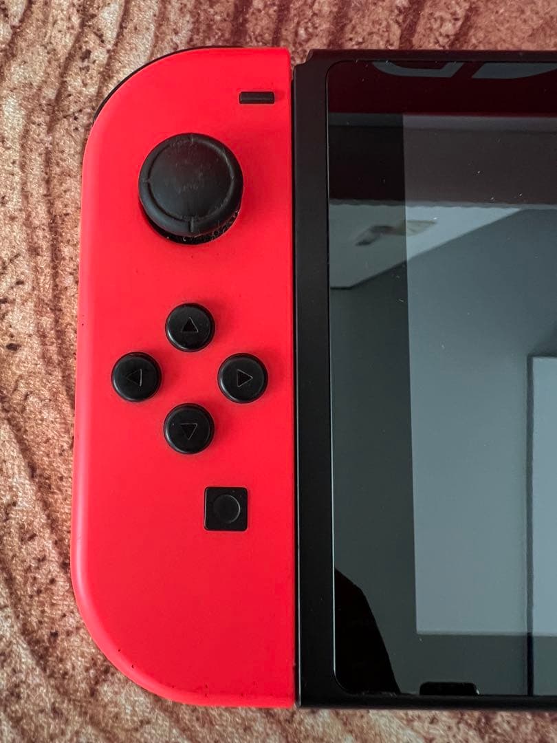 Nintendo Switch ニンテンドースイッチ本体　RED/BLU
