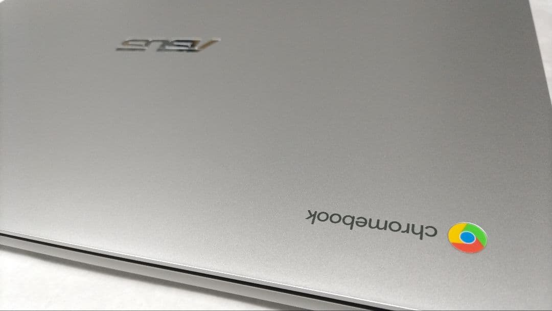 【美品♪】ASUS Chromebook 15インチ 8GB シルバー